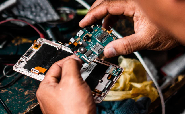 SAMSUNG PHONE PARTS SHORTAGES AND PROBLEMS WITH THE SUPPLY CHAIN